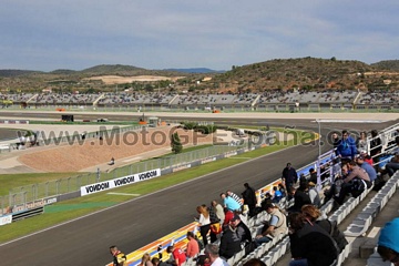 Tribuna BOXES <br />MotoGP Valencia - Cheste